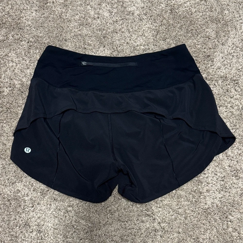 GUC lululemon speed up HR 4 in shorts in black size 6 - Picture 2 of 3